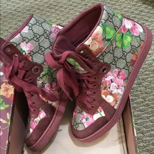 Gucci  shoes